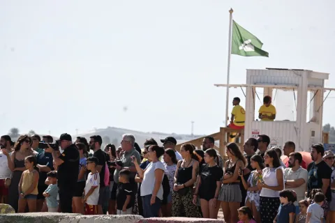 Imagen de la noticia: Melilla celebra sus 529 años de españolidad con una exhibición militar en Los Cárabos