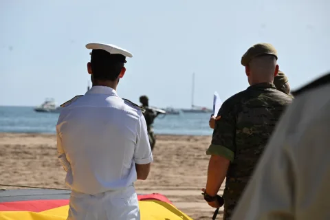 Imagen de la noticia: Melilla celebra sus 529 años de españolidad con una exhibición militar en Los Cárabos