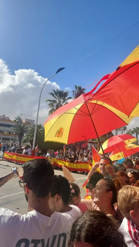 Espera a los reyes en la Plaza