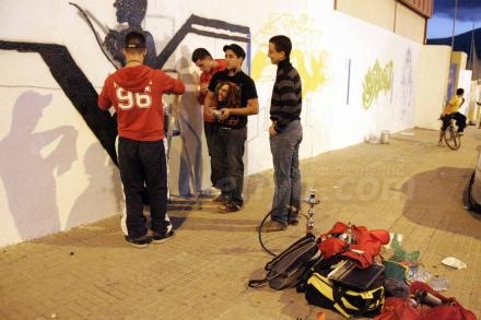 La cultura urbana se extiende, muestra de ello la participación en este concurso de graffi...