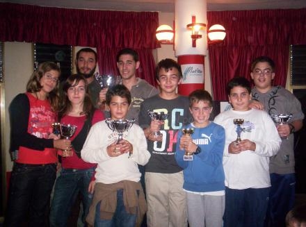 Ganadores del torneo apertura de temporada de ajedrez en Melilla, celebrado el pasado sába...