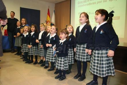 Coro Infantil del Colegio Enrique Soler en la entrega de premios del concurso de Postales...