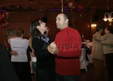 ¡Love is in the air! como diría la canción, pero el amor en este caso entre dos amigos, No...