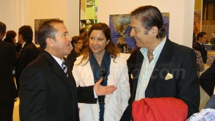 Máximo Valverde en el stand de Melilla en Fitur acompañado del consejero Miguel Marín.