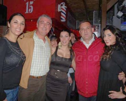 Hay gente que se lo monta a lo grande y se llaman igual: Javi