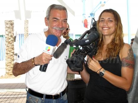 Fátima y Salva se curran la Feria con buen humor