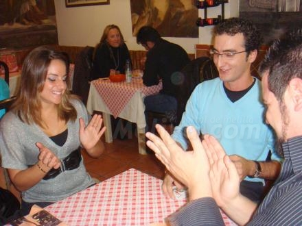 Lo que es capaz de hacer Jesús Castejón en materia de magia es alucinante