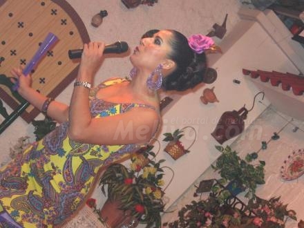 De lujo, la copla de María del Carmen Romero, la gran señora que animó el XVIII aniversari...