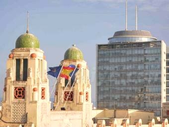 'Uno de Melilla' nos remite esta hermosa fotografía bajo el título de 'Compartiendo espaci...