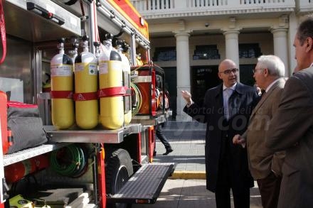 Los bomberos crecen en medios técnicos y humanos