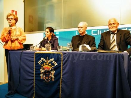 Los soios y amigos de la Casa de Melilla en Barcelona han conocido de primera mano detalle...