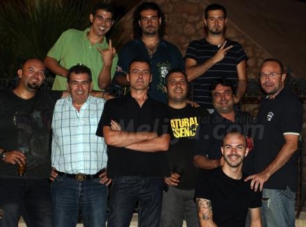 Peter Green se marcha de Melilla y sus amigos han querido una merecida despedida para que...