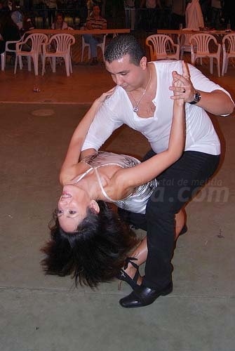 Más que bailarines, parecen contorsionistas