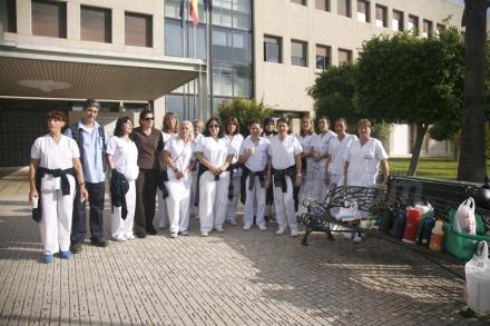 Son las responsables de la limpieza del Hospital Comarcal, dispuestas a negociar su conven...