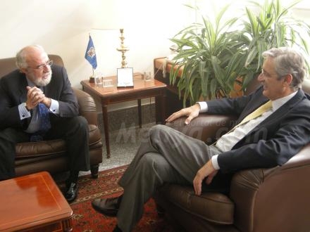 El delegado del Gobierno recibe al comisario general de la Policía Científica, Miguel Sant...