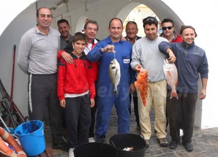 Los pescadores melillenses son auténticos jabatos