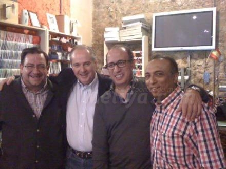 Sí, nada de interculturalidad o multiétnica, sino amistad sincera y espontánea de un grupo...