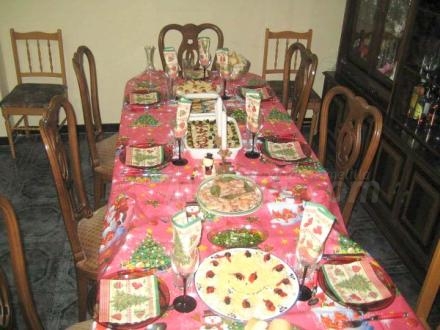Lujazo de mesa navideña la presentada por la familia Domench -la de Chús- para estas fiest...