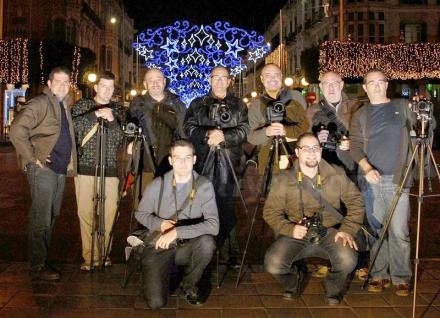 Hacer fotos caminando en Navidad, espíritu que sustanccia la nueva iniciativa de los magní...