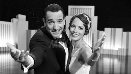Como estaba previsto 'The artist', película muda y en blanco y negro, arrasó en la Gala de...
