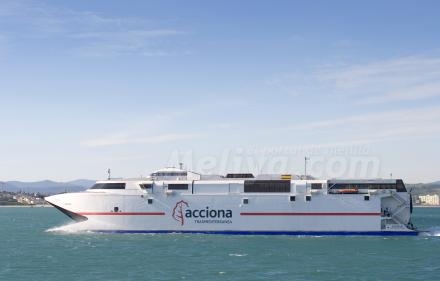 Este es el flamante 'Alborán', el barco rápido destinado por Acciona Trasmediterránea a Me...