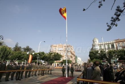 Melilla se viste hoy de gala para celebrar el Día de las Fuerzas Armadas 2012, una jornada...