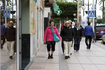 El crucero ‘Albatros’ ha atracado hoy en Melilla, donde buena parte de sus 800 pasajeros h...