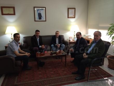 Del delegado del Gobierno, Abdelmalik El Barkani, ha mantenido hoy un encuentro con dirige...