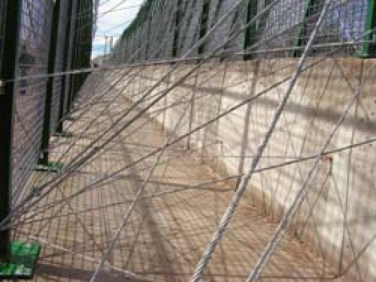 La instalación de la sirga tridimensional acabará en los próximos días