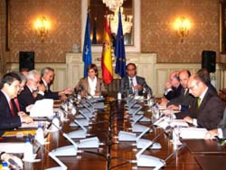 Momento de la reunión de la Comisión Mixta de Transferencias en la que se tomó el acuerdo