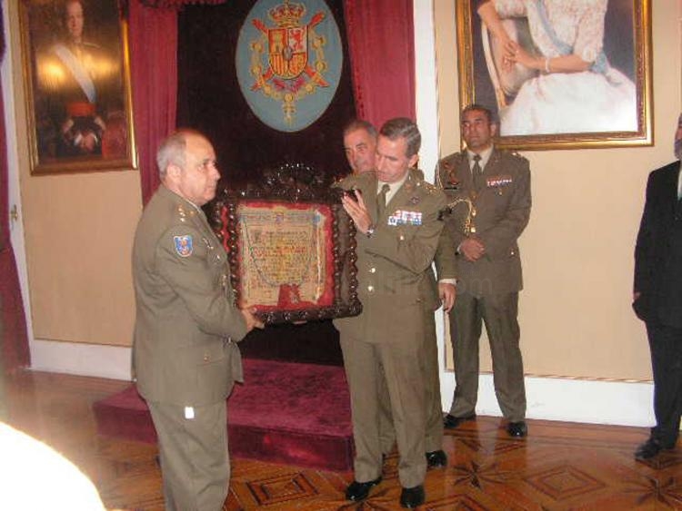 La Medalla de Melilla de 1962 viaja al Baluarte de la Concepción
