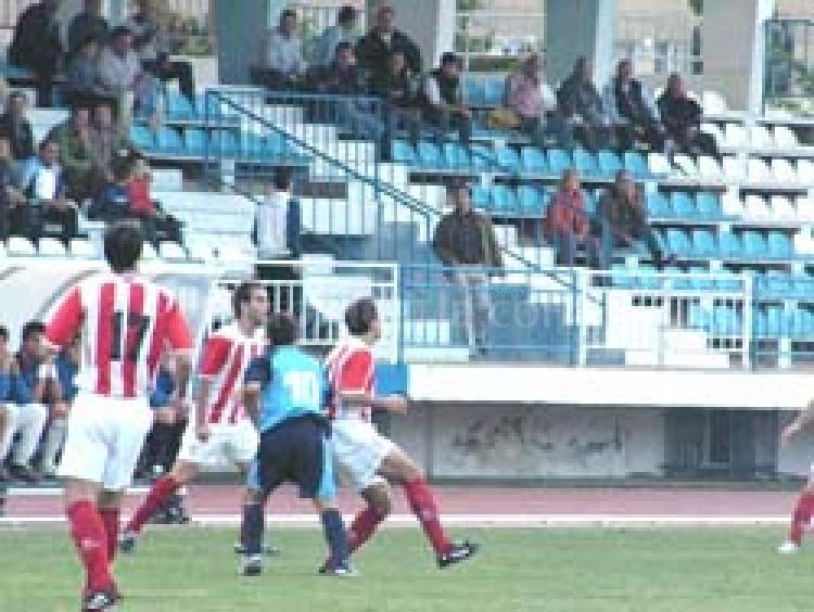 Sufian rodeado de contrarios