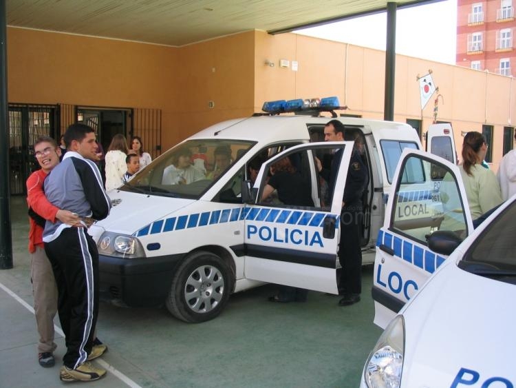 La Policía Local continúa impartiendo sus clases de Educación Vial en los diferentes centros escolares de la ciudad