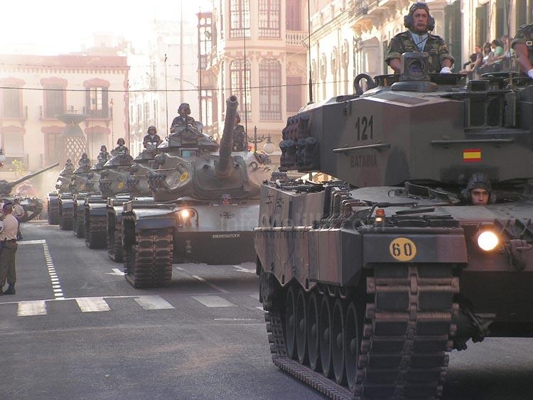 La Comandancia General de Melilla pone el broche de oro al DIFAS con un espectacular desfile de todas sus unidades