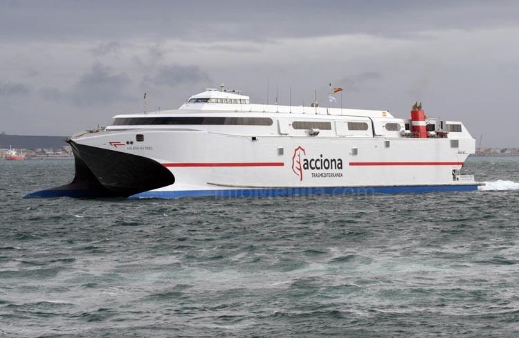 Acciona Trasmediterránea multiplica los servicios del 'Milenium Tres' en las travesías entre Melilla y Almería para la Operación Paso del Estrecho