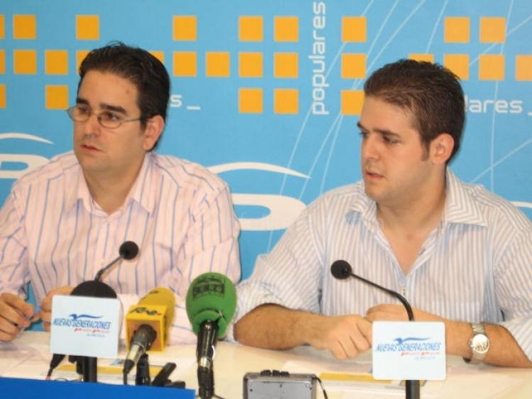 Ramón Lence (drcha.) junto a Jesúa García
