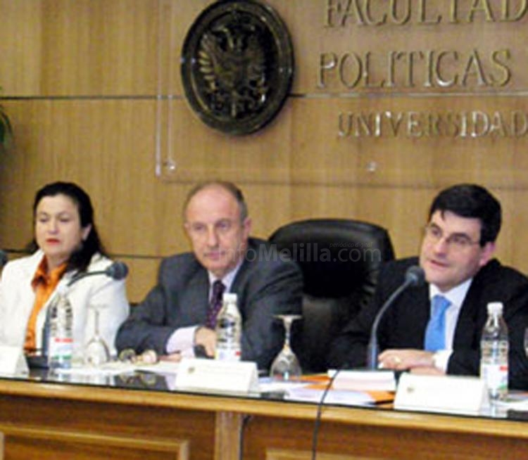 En el centro, David Aguilar