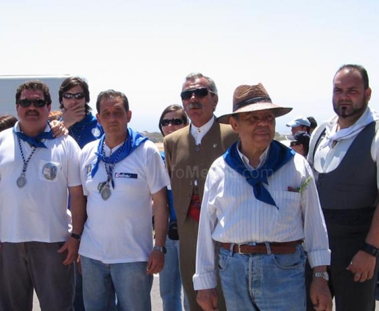 Llega la caravana a Rostrogordo