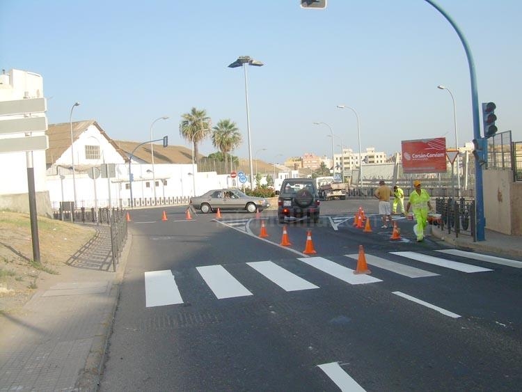 La Consejería de Seguridad Ciudadana continúa con la renovación de la señalización vial en diferentes puntos de la ciudad