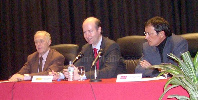 Muñoz con responsables universitarios