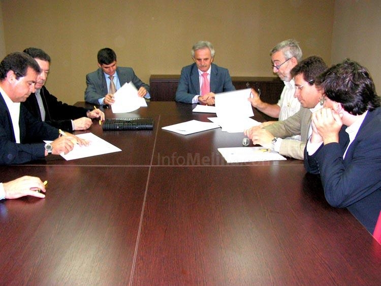 Chacón asiste a la recepción de la Planta Desalinizadora y recuerda que la distribución del agua potable depende ahora de la Ciudad Autónoma