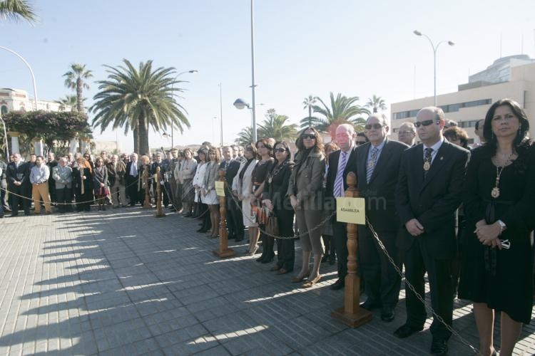 Melilla celebra el Día de la Constitución teñido de luto por el último atentado de ETA