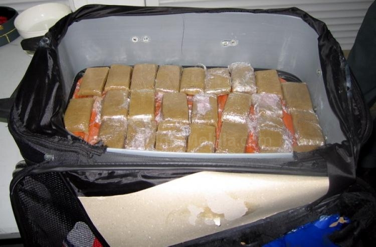 Detenido un joven melillense después de ser sorprendido con más de 3 kilogramos de hachís en el interior de su maleta