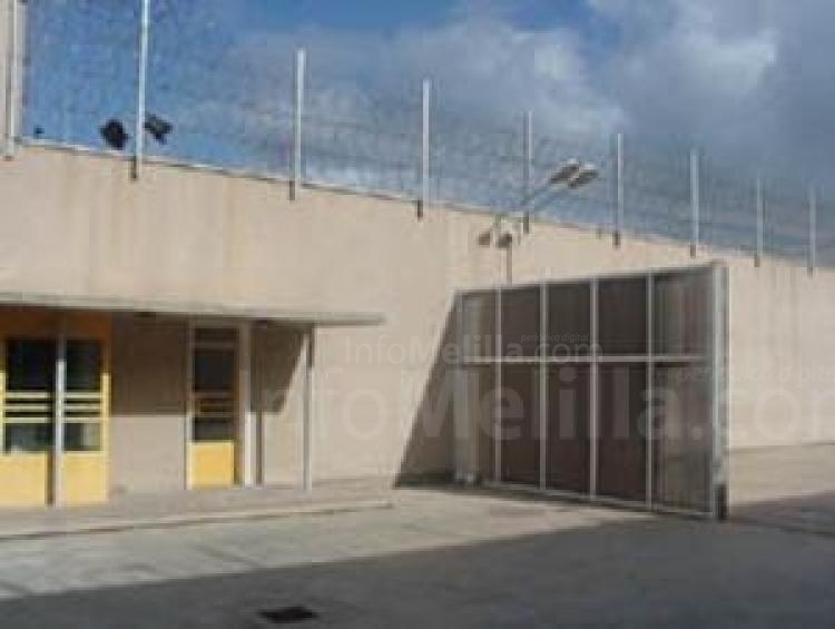 Entrada a la prisión de Melilla
