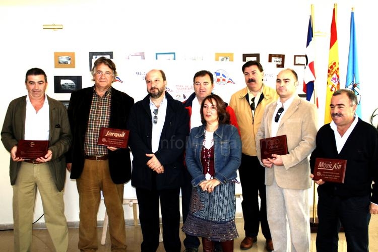 Los representanes de las firmas comerciales reconocidas por la organización