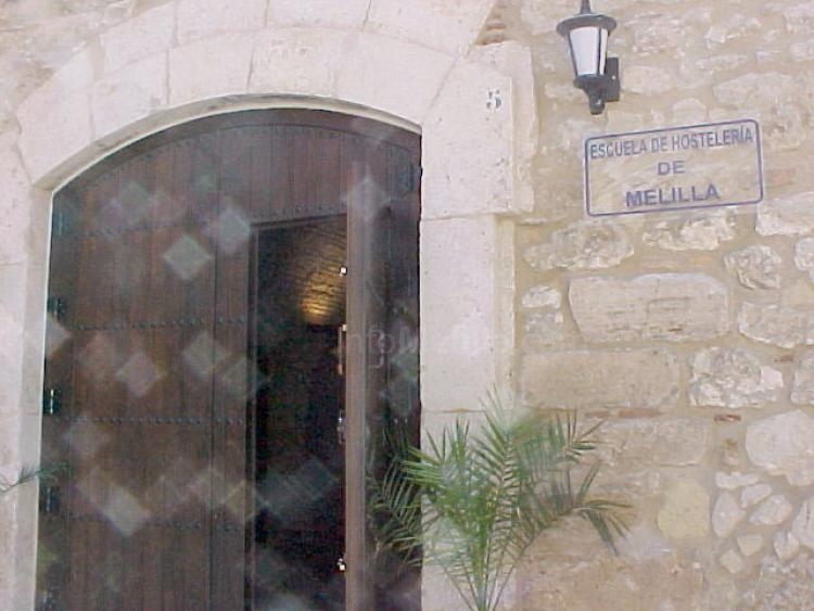 Fachada de la Escuela de Hostelería