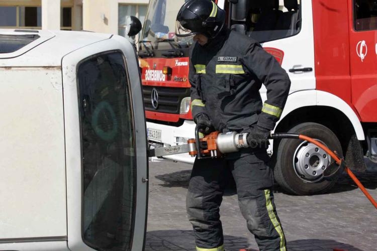 Los Bomberos de Melilla festejan su patrón con una exhibición