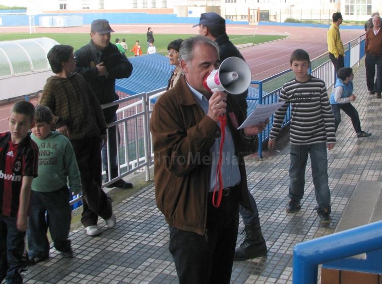 Emilio Guerra durante el mitin improvisado