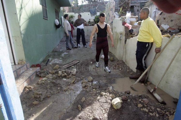 La CHG asegura que la rotura de la tubería del Barrio Hebreo queda fuera de sus competencias