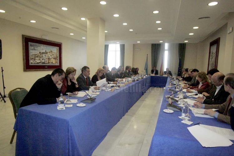 Durante la reunión celebrada en el Hotel Melilla Puerto